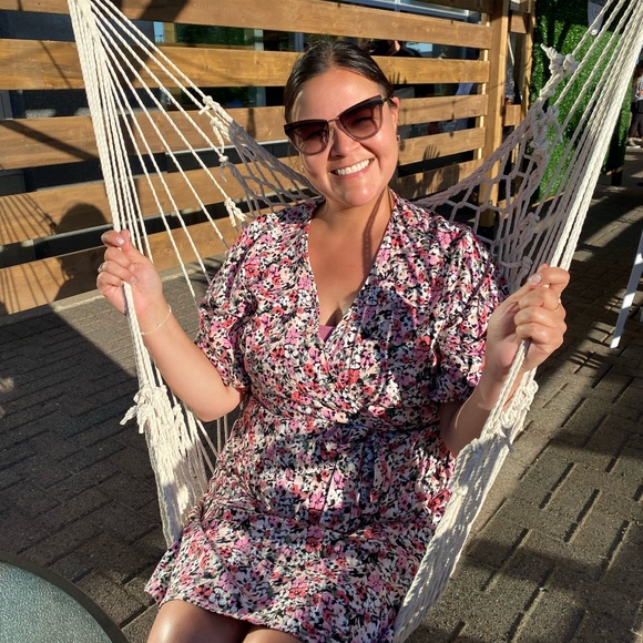 Meet your Posher, Jenny-lou - Picture 4 of 8